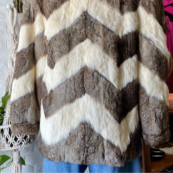 Vintage Parisian Fur 100% Rabbit Fur Coat Cream and Brown Chevron - Picture 13 of 17